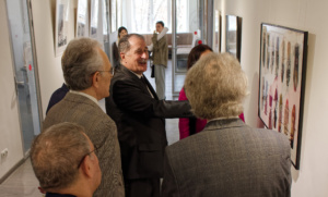 Vernisarea expozitiei Suzanei Fantanariu-AMBALAJ PENTRU SUFLET (16)