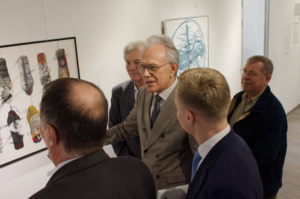 Vernisarea expozitiei Suzanei Fantanariu-AMBALAJ PENTRU SUFLET (17)