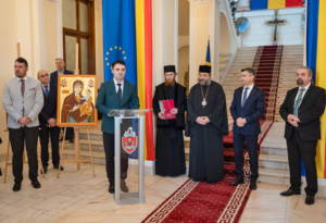 01 Adrian Stoleriu, conf.univ., dr., decanul Facultății de Arte Vizuale și Design din Iași