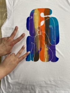Tricou decorat în tehnica Serigrafie pe textile