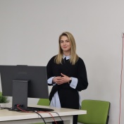 conferința studențească 10 (12)