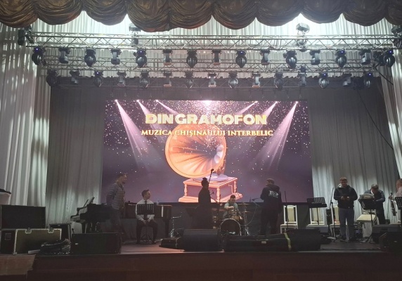 16.11.25-spectacolul-„Din-gramofon-–-muzica-Chisinaului-interbelic-4