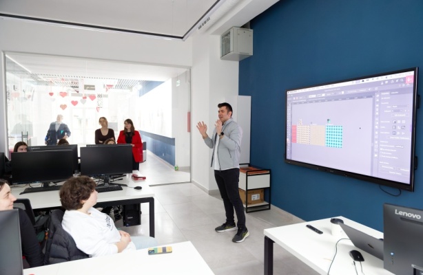 Copie a fișierului _H3A6099