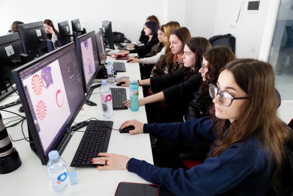 Copie a fișierului _H3A6172