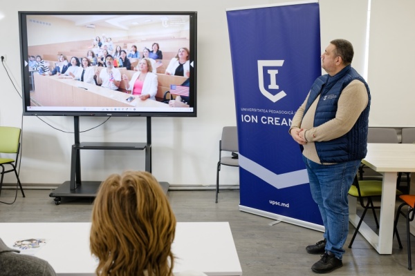 Elevii-clasei-a-XII-a-de-la-LT-„Miguel-de-Cervantes-Saavedra-in-vizita-la-FAVD-2