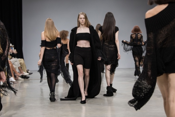 Excelenta-academica-recunoastere-institutionala-si-performanta-creativa-8