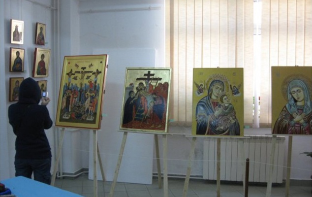 Icoane pictate de maestrul Dumitru Musteață-m