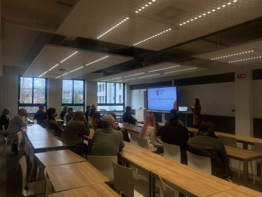 MOBILITATE-ACADEMICA-A-STUDENTILOR-SI-PROFESORILOR-FACULTATII-ARTE-VIZUALE-SI-DESIGN-4