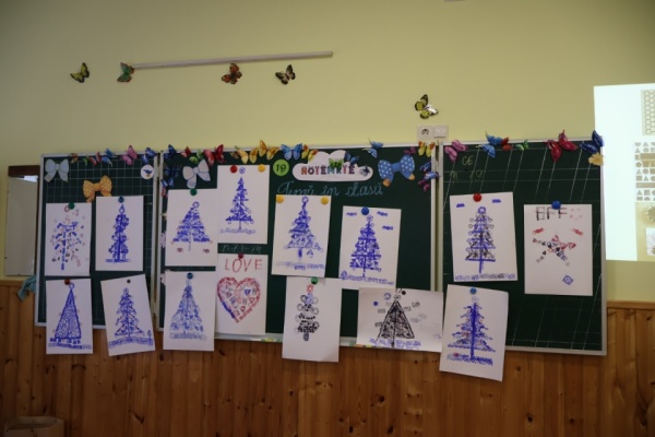 „Caravana-artelor-–-un-demers-cultural-care-a-valorificat-patrimoniul-national-in-cinci-localitati-rurale-29